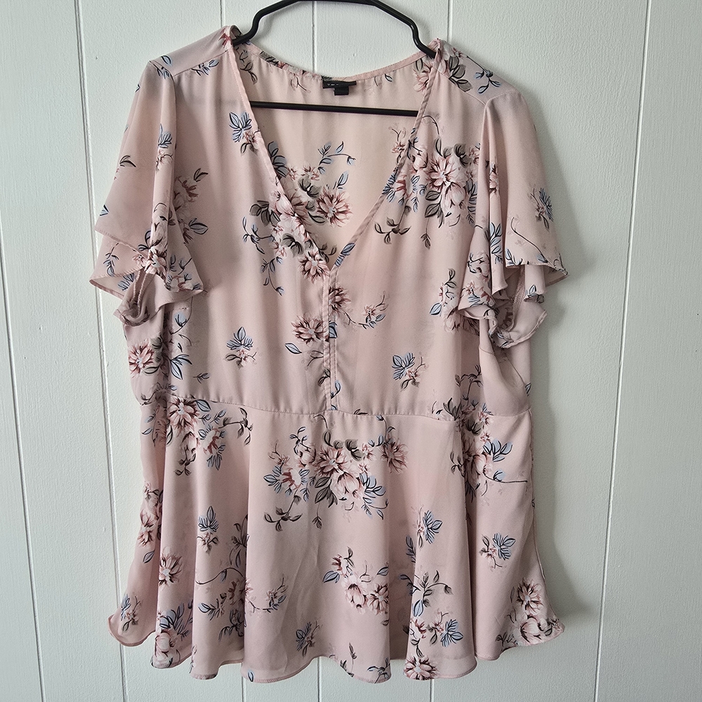 Torrid Blush Floral V-Neck Blouse